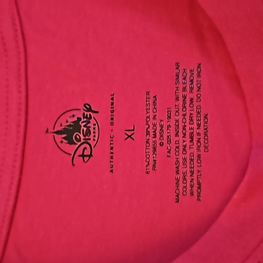 NWT - Disney Parks - Bright Pink Sequin Tee - New With Tag - Picture 2 of 6
